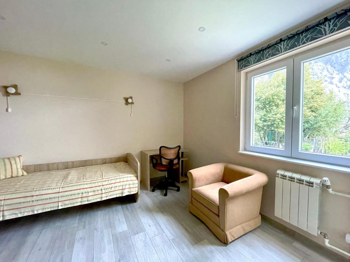 Apartments Lav Kotor Bagian luar foto