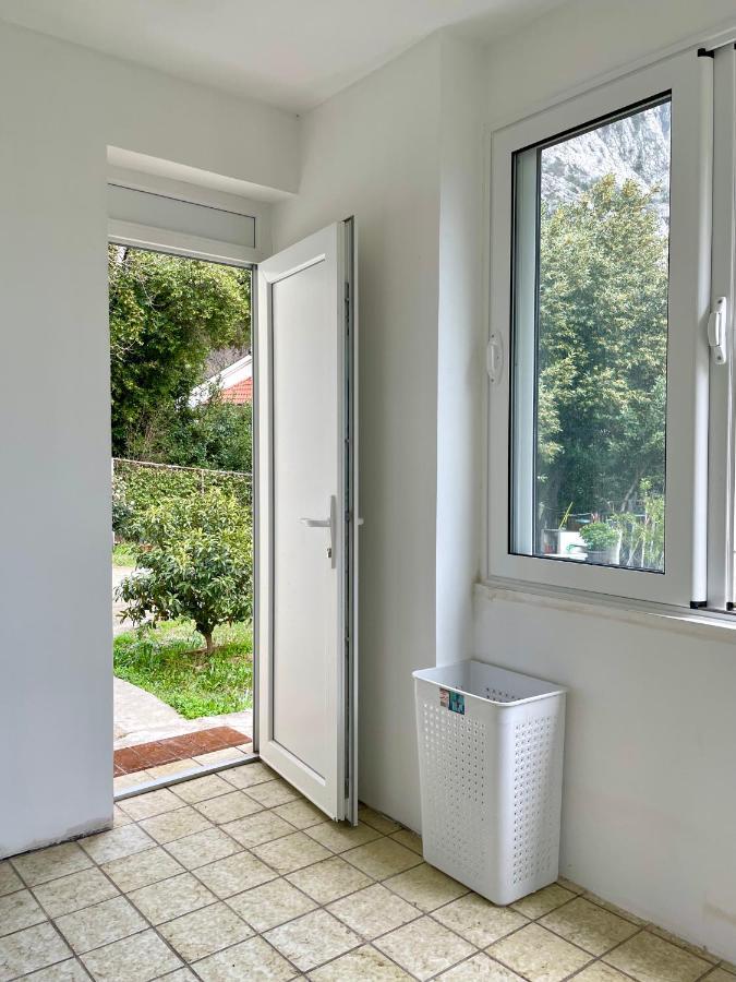 Apartments Lav Kotor Bagian luar foto