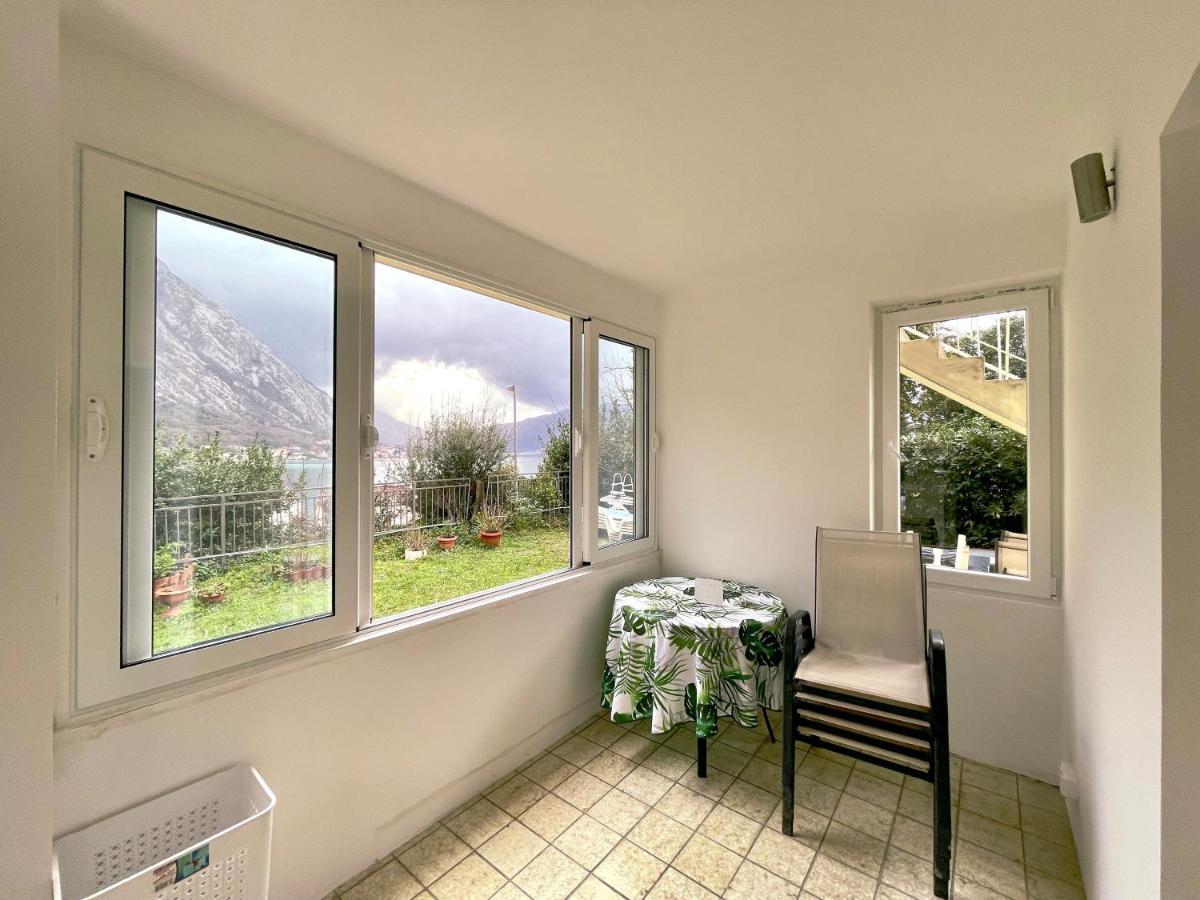 Apartments Lav Kotor Bagian luar foto