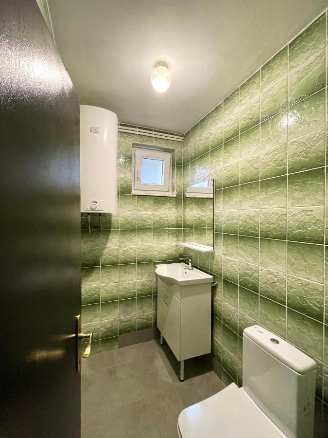 Apartments Lav Kotor Bagian luar foto